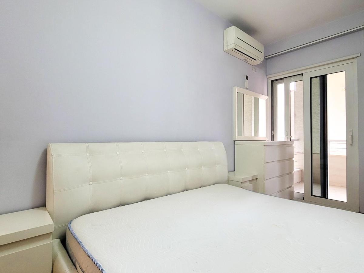 Quiet Apartment Near Tirana Lake Exterior photo